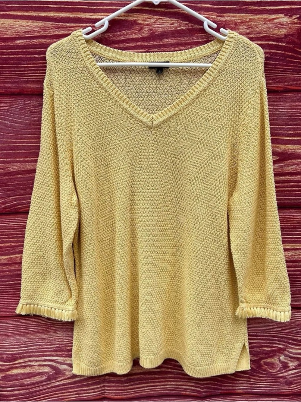 Talbots size L Soft Yellow V-Neck Knit fringe accent pullover Sweater